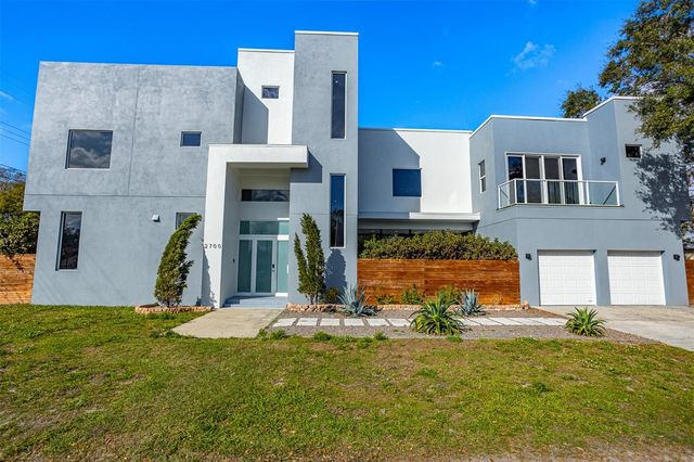 2700 N MYRTLE AVENUE, Tampa, FL 33602