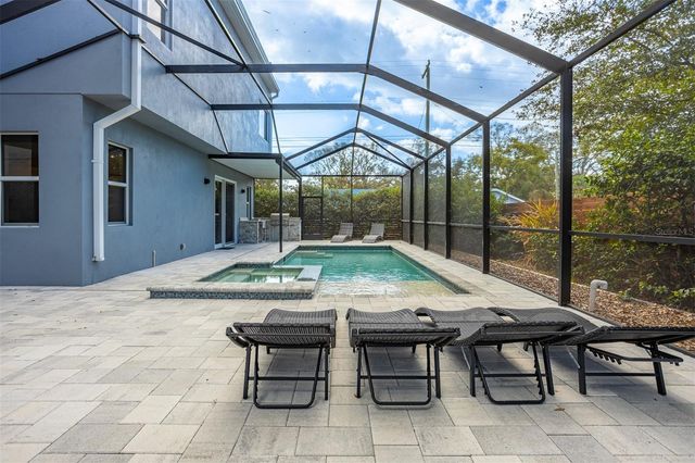 2700 N MYRTLE AVENUE, Tampa, FL 33602