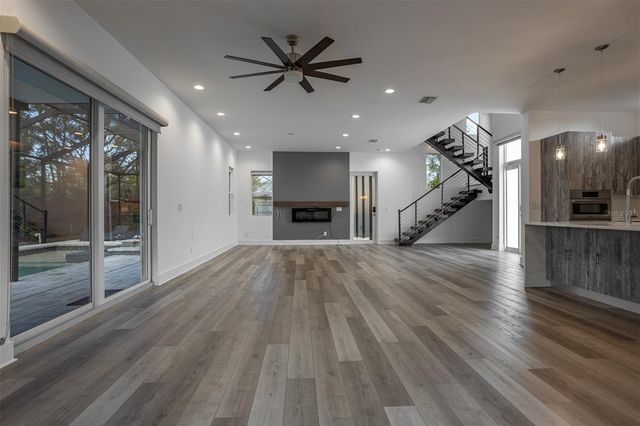 2700 N MYRTLE AVENUE, Tampa, FL 33602