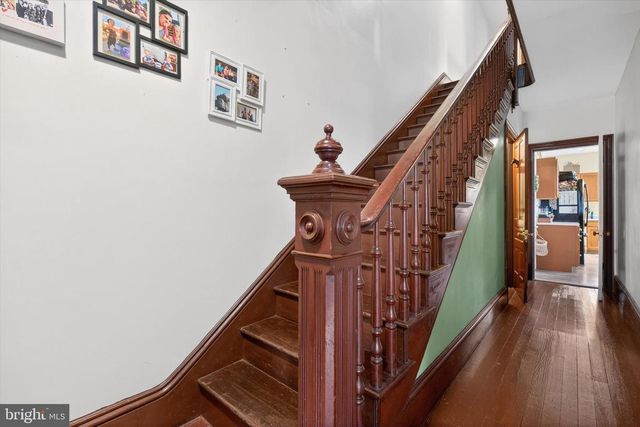 220 N COLLEGE ST, Carlisle, PA 17013