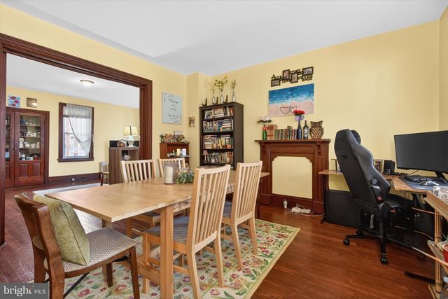 220 N COLLEGE ST, Carlisle, PA 17013