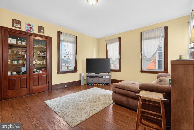 220 N COLLEGE ST, Carlisle, PA 17013