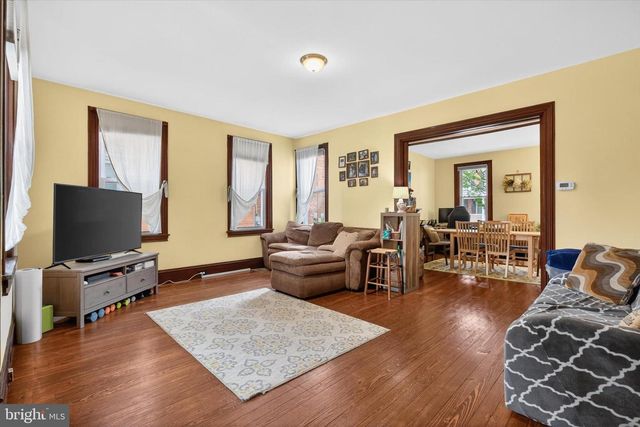 220 N COLLEGE ST, Carlisle, PA 17013