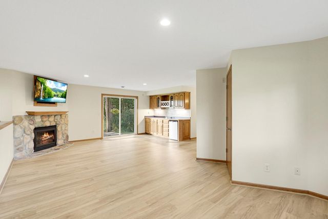 8918 Waconia Street NE, Blaine, MN 55449
