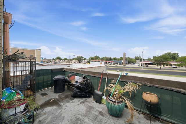 307 E North Avenue, Northlake, IL 60164