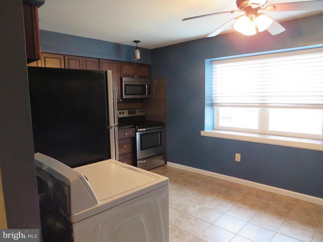 1816 SILVER CT, Hamilton, NJ 08690