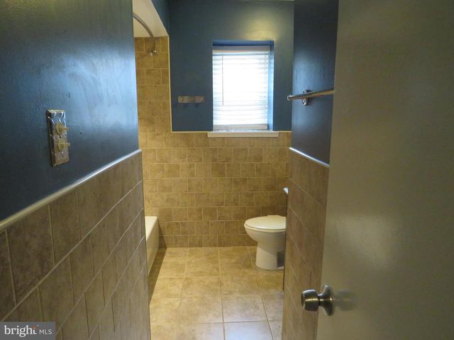 1816 SILVER CT, Hamilton, NJ 08690