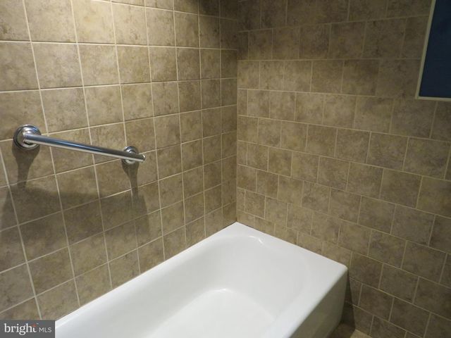 1816 SILVER CT, Hamilton, NJ 08690