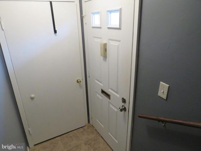 1816 SILVER CT, Hamilton, NJ 08690