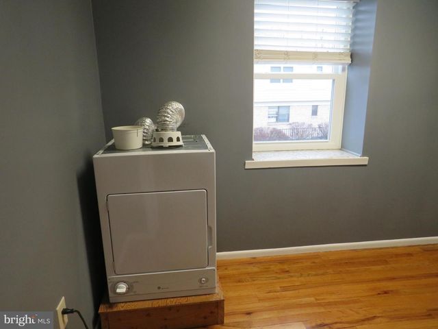 1816 SILVER CT, Hamilton, NJ 08690