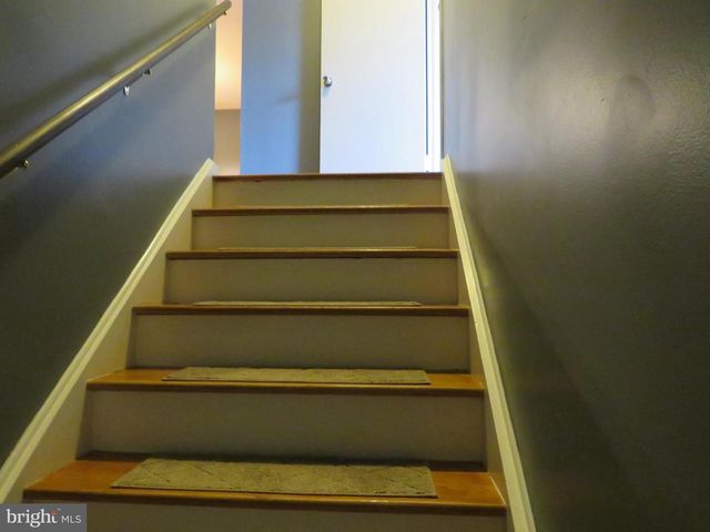 1816 SILVER CT, Hamilton, NJ 08690