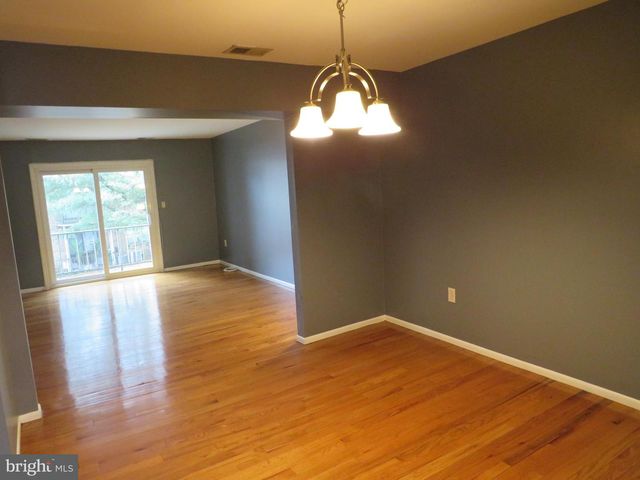 1816 SILVER CT, Hamilton, NJ 08690