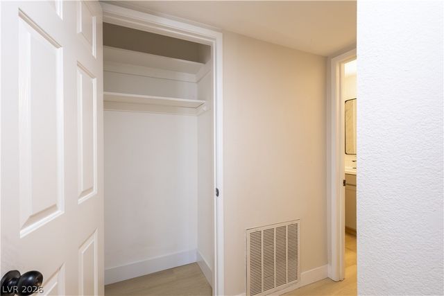 1405 Vegas Valley Drive 49, Las Vegas, NV 89169