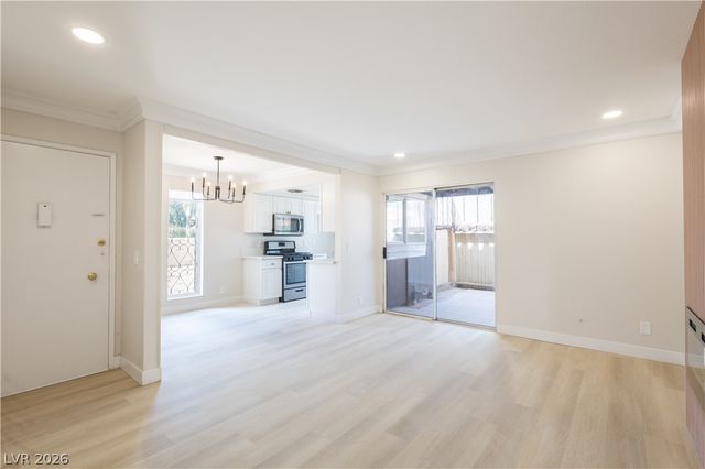 1405 Vegas Valley Drive 49, Las Vegas, NV 89169