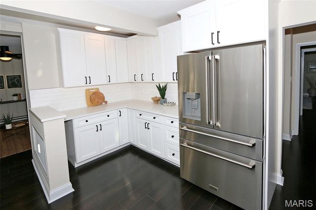 8361 Big Bend Boulevard, Webster Groves, MO 63119