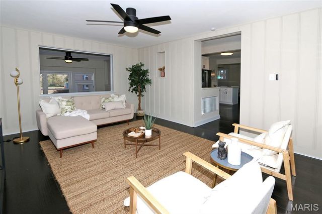 8361 Big Bend Boulevard, Webster Groves, MO 63119