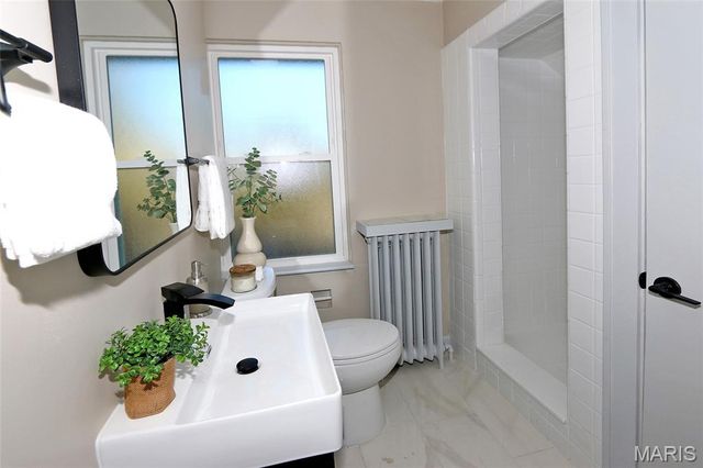 8361 Big Bend Boulevard, Webster Groves, MO 63119