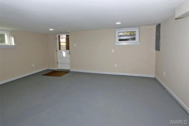 8361 Big Bend Boulevard, Webster Groves, MO 63119