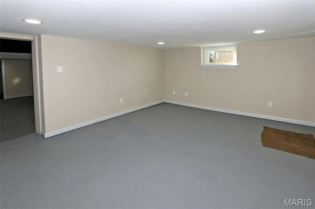 8361 Big Bend Boulevard, Webster Groves, MO 63119