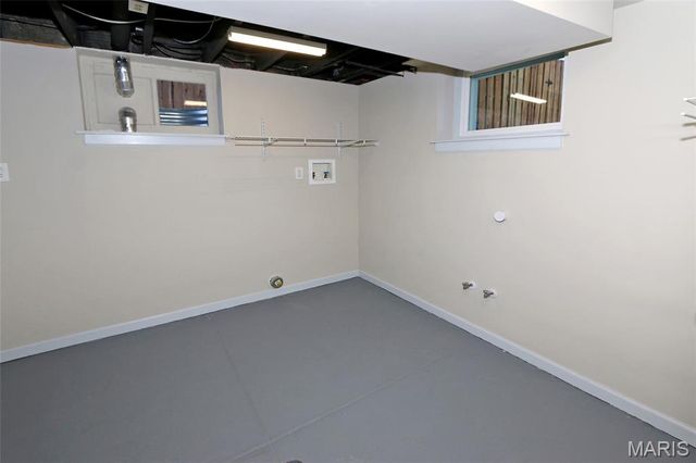 8361 Big Bend Boulevard, Webster Groves, MO 63119