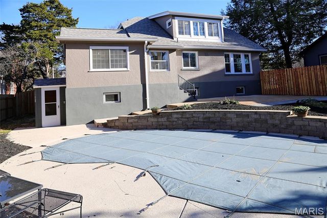 8361 Big Bend Boulevard, Webster Groves, MO 63119