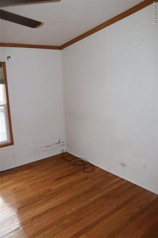 179 Terri Dr., Dearborn Heights, MI 48127
