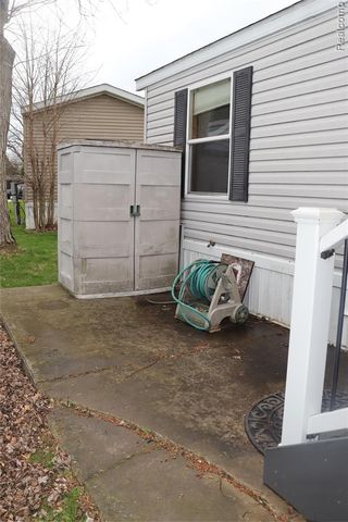 179 Terri Dr., Dearborn Heights, MI 48127