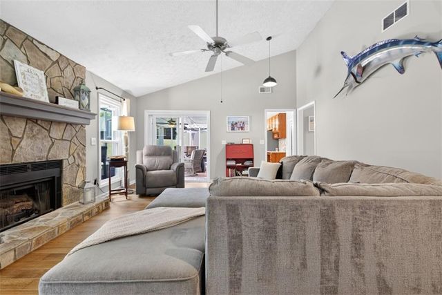3756 Southgate Drive SW, Lilburn, GA 30047