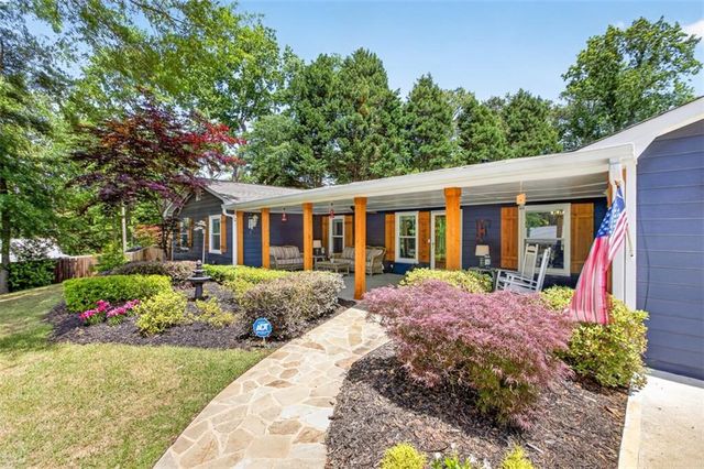 3756 Southgate Drive SW, Lilburn, GA 30047