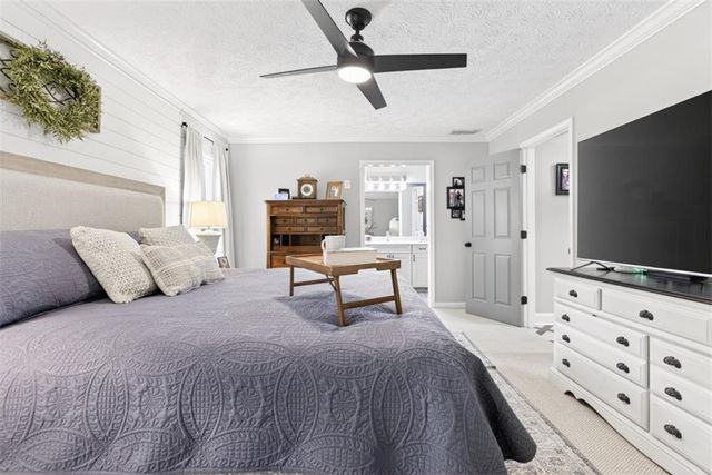3756 Southgate Drive SW, Lilburn, GA 30047