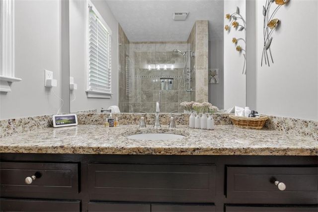 3756 Southgate Drive SW, Lilburn, GA 30047