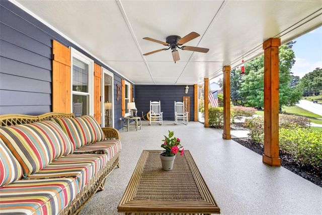 3756 Southgate Drive SW, Lilburn, GA 30047