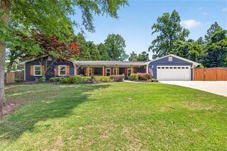 3756 Southgate Drive SW, Lilburn, GA 30047