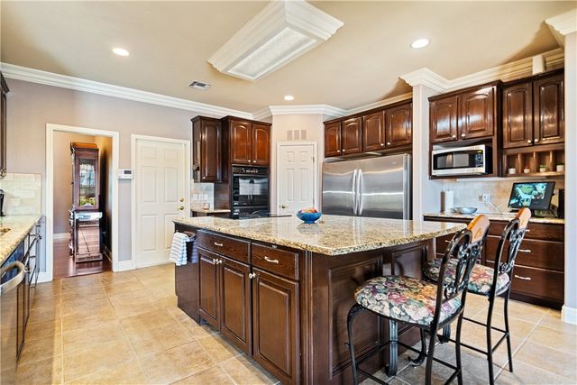 5402 King Acres Dr, Corpus Christi, TX 78414