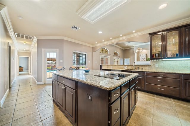 5402 King Acres Dr, Corpus Christi, TX 78414