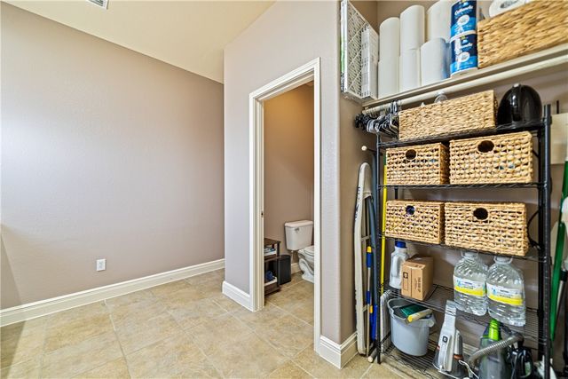 5402 King Acres Dr, Corpus Christi, TX 78414