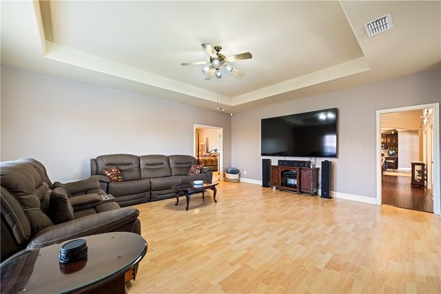 5402 King Acres Dr, Corpus Christi, TX 78414