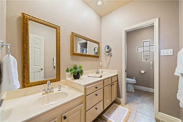5402 King Acres Dr, Corpus Christi, TX 78414
