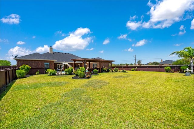 5402 King Acres Dr, Corpus Christi, TX 78414