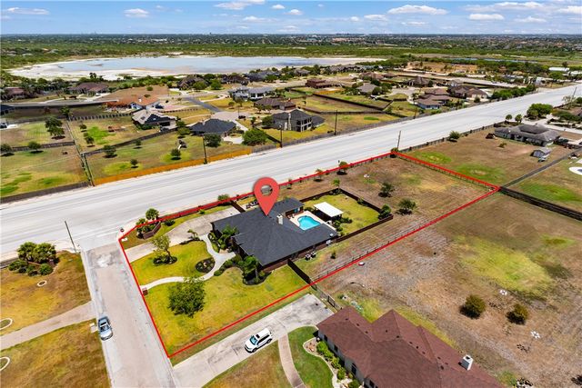 5402 King Acres Dr, Corpus Christi, TX 78414