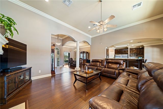 5402 King Acres Dr, Corpus Christi, TX 78414