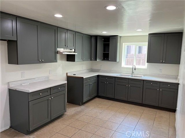 1257 Velasco, Los Angeles, CA 90023