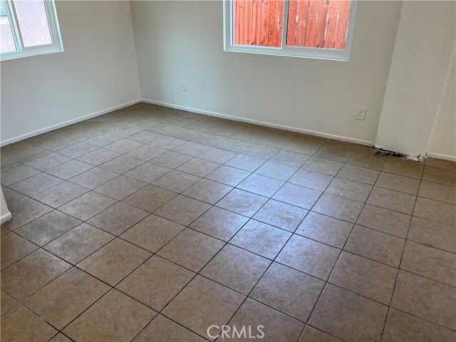 1257 Velasco, Los Angeles, CA 90023