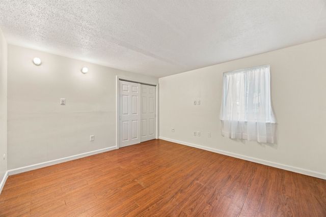 56 Robert Court C, Manchester, NH 03103