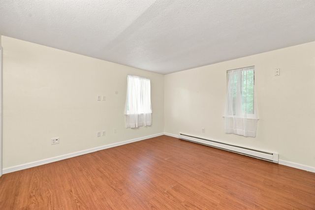 56 Robert Court C, Manchester, NH 03103