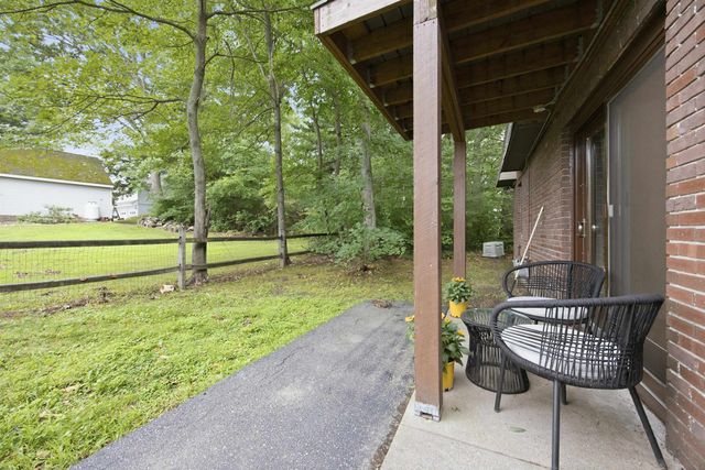 56 Robert Court C, Manchester, NH 03103