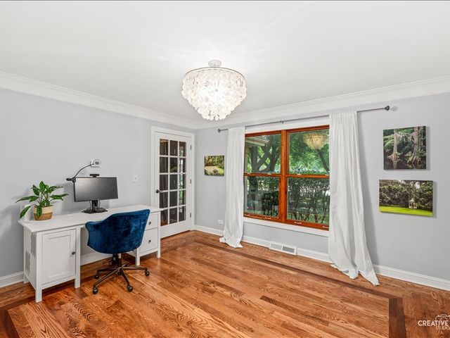 612 Bull Run Court, Naperville, IL 60540