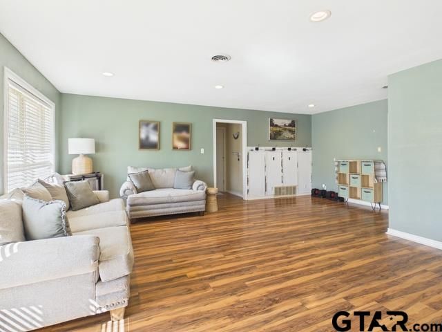 211 Trail Ridge Rd, Athens, TX 75751