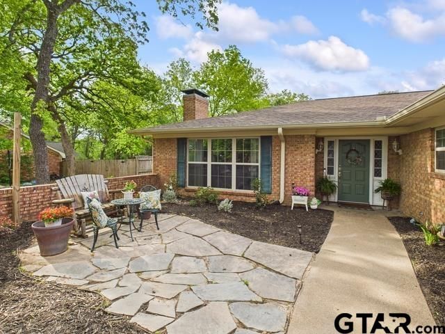211 Trail Ridge Rd, Athens, TX 75751