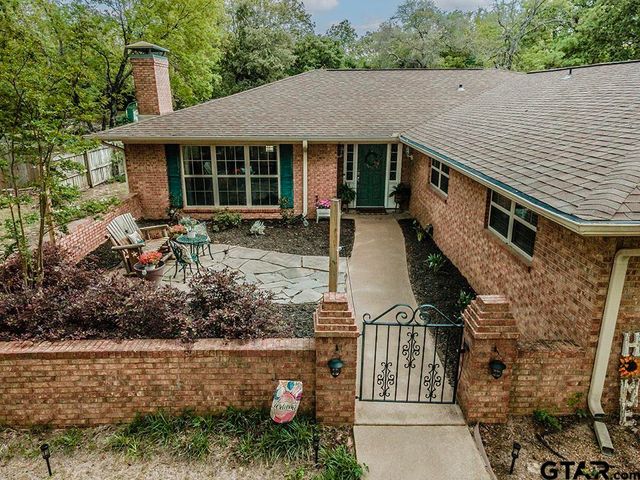 211 Trail Ridge Rd, Athens, TX 75751